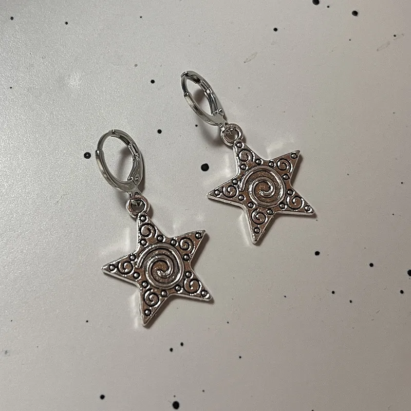Men'S Accessories In The 90S - Vintage goth prata cor espiral vortex
