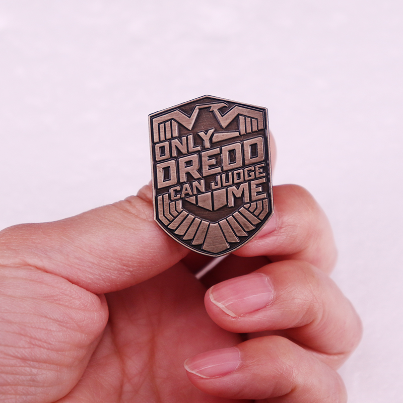 JUDGE DREDD SHIELD BADGE Vinta - X Men Accessories avaliação e preço